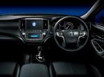 Toyota Crown Hybrid Athlete 2012 года